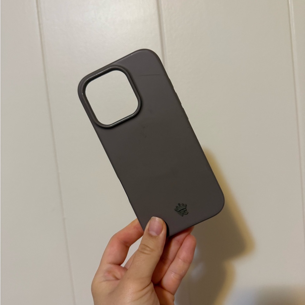 Velvet Caviar iPhone 16 Pro Case